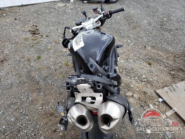 SMTN01PK9FJ676731 2015 TRIUMPH MOTORCYCLE SPEEDTRIPL photo no. 6